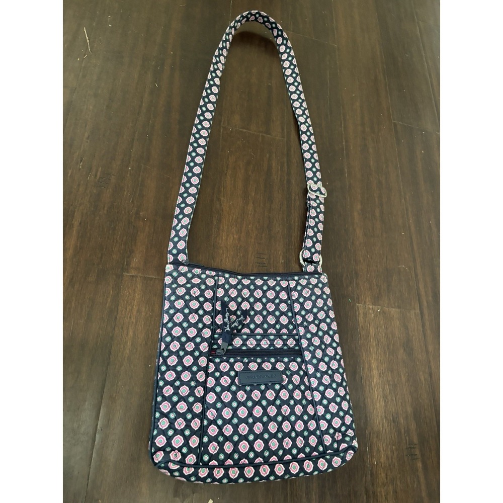 VERA BRADLEY 2005 Nantucket Navy Hipster Crossbody Purse Cotton Quilted Bag